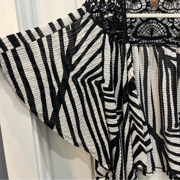 Multiples Black And White Open Front Drape Cardigan Women’s Size Small - Picture 4 of 11